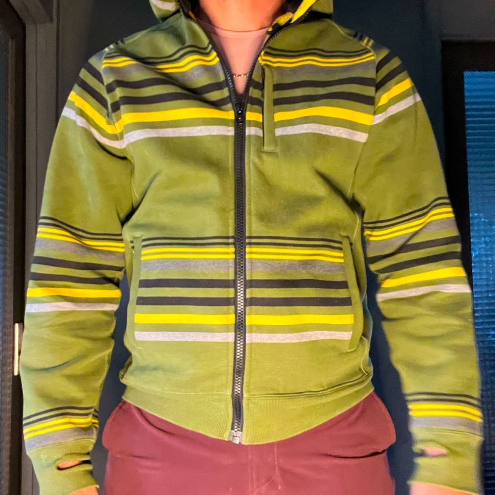 Lululemon green hoodie